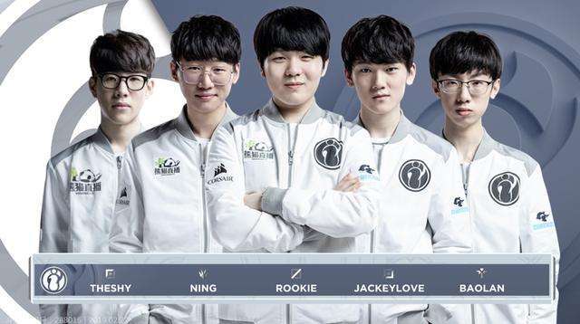 对于伍兹来 对于伍兹来