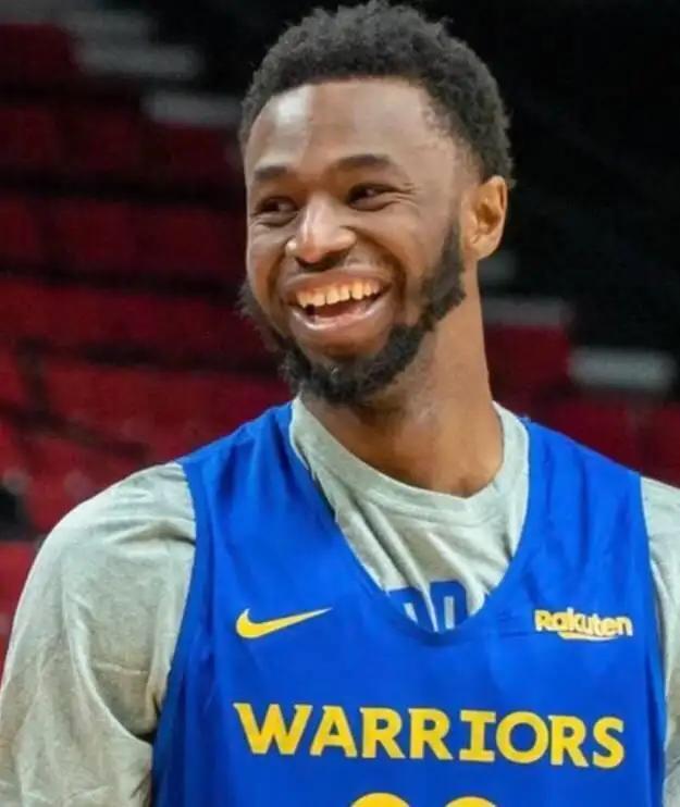 手牵手蹦起 手牵手蹦起