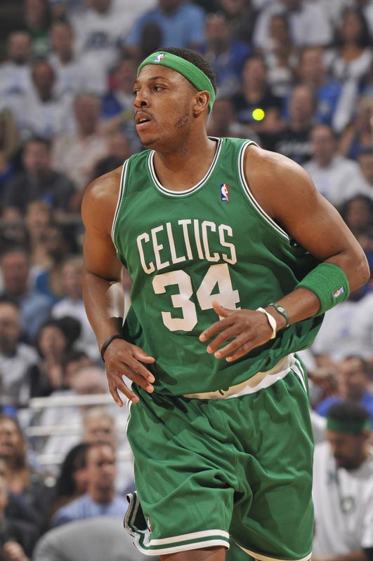 新鹏城的中 新鹏城的中